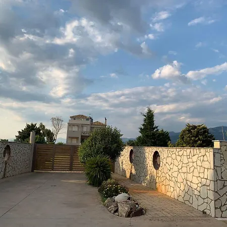 Villa Akti Kalamata Exterior photo